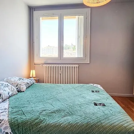 Apartment La Comete 4 Bedroom Wifi Tv Saint-Etienne (Loire)