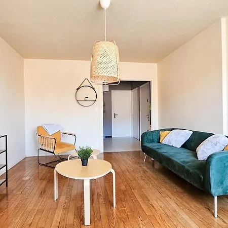 Apartment La Comete 4 Bedroom Wifi Tv *