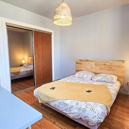 Apartment La Comete 4 Bedroom Wifi Tv *