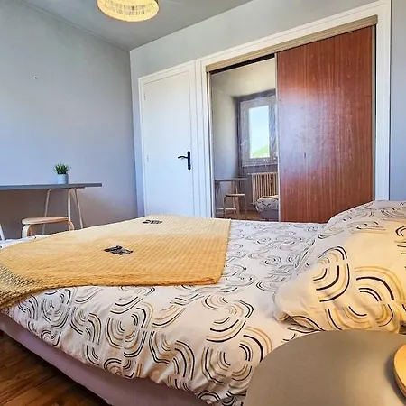 Apartment La Comete 4 Bedroom Wifi Tv *