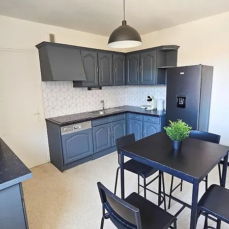 Apartment La Comete 4 Bedroom Wifi Tv Saint-Etienne (Loire)