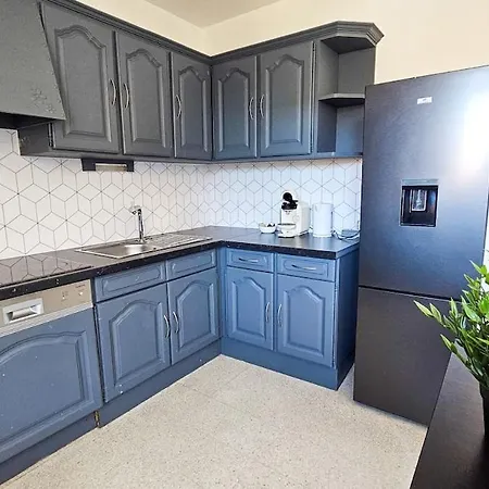 La Comete 4 Bedroom Wifi Tv * Saint-Etienne (Loire)